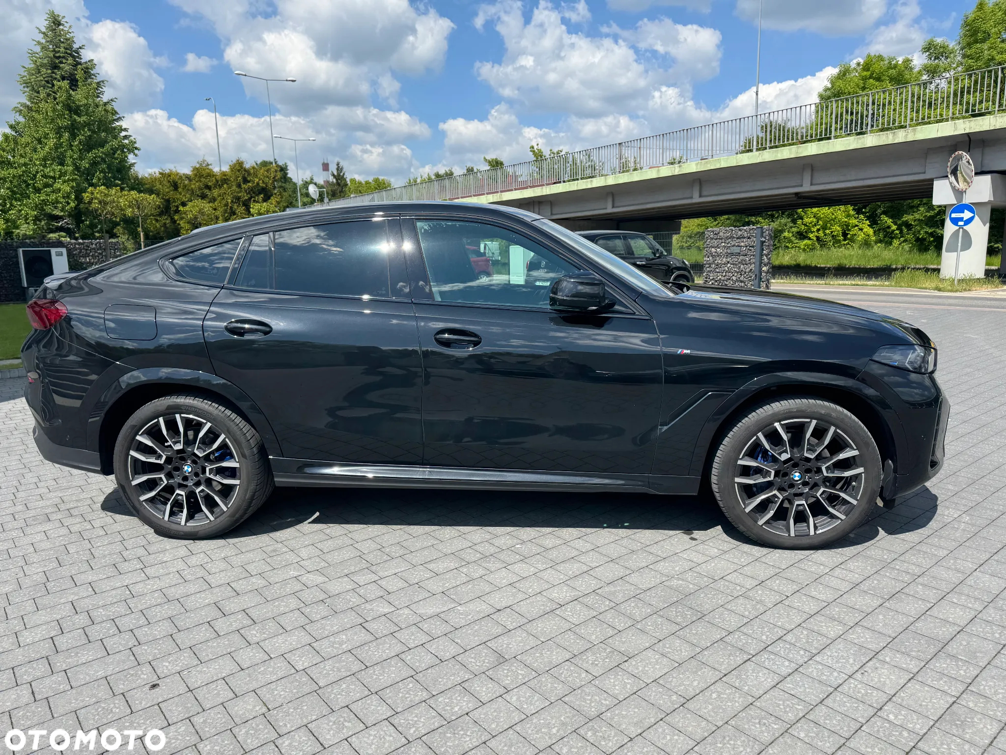 BMW X6M - 12