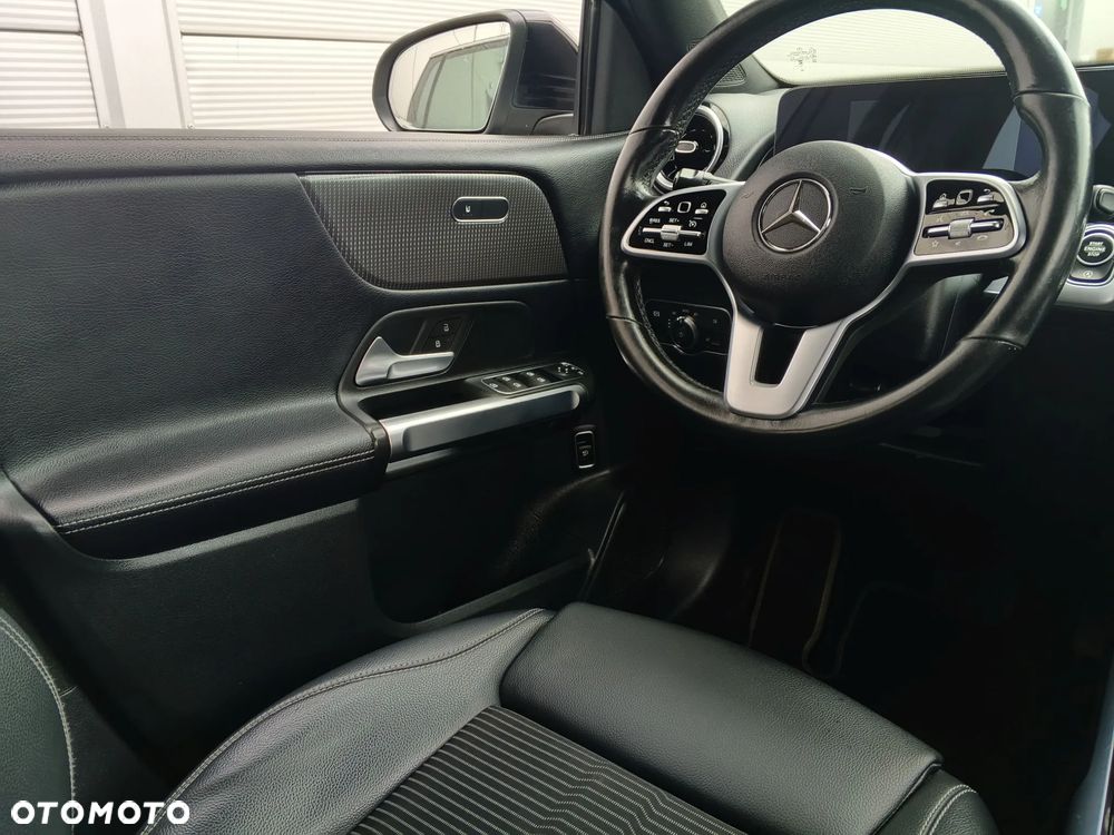 Mercedes-Benz GLB 200 d 8G-DCT EDITION 2022 - 21