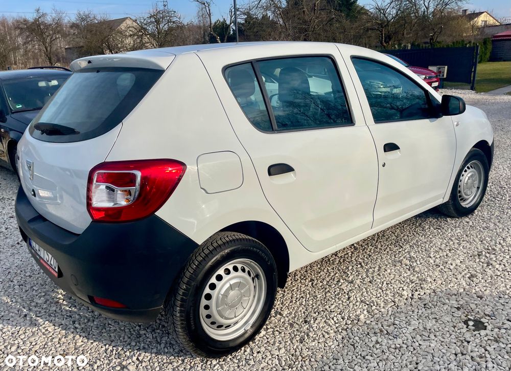 Dacia Sandero 1.2 16V - 17