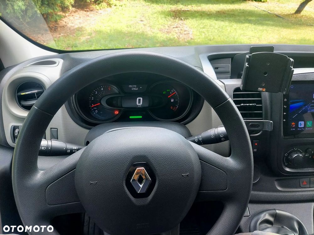Renault Trafic - 14
