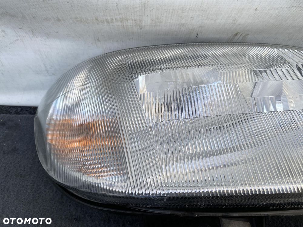 MERCEDES SPRINTER 903 99- REFLEKTOR PRZEDNI PRAWY LAMPA PRAWA PRZÓD HELLA - 4
