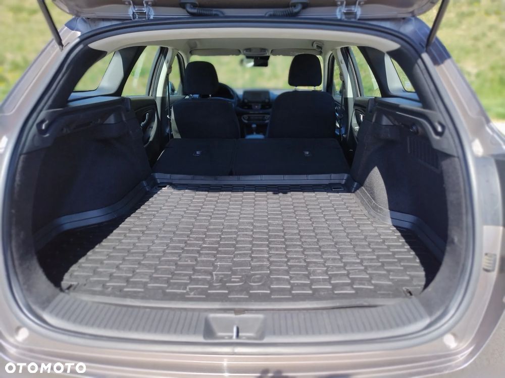 Hyundai i30 1.5 DPI Modern - 20