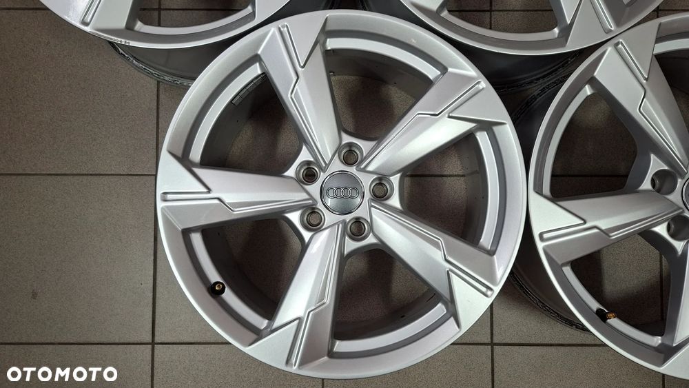 Felgi Aluminiowe 18 Audi A6 C8 5x112 ET 39 - 2