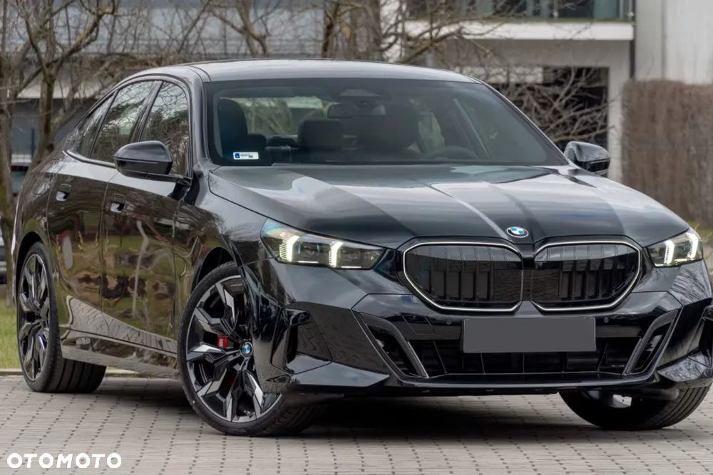 BMW Seria 5 520i mHEV M Sport - 2