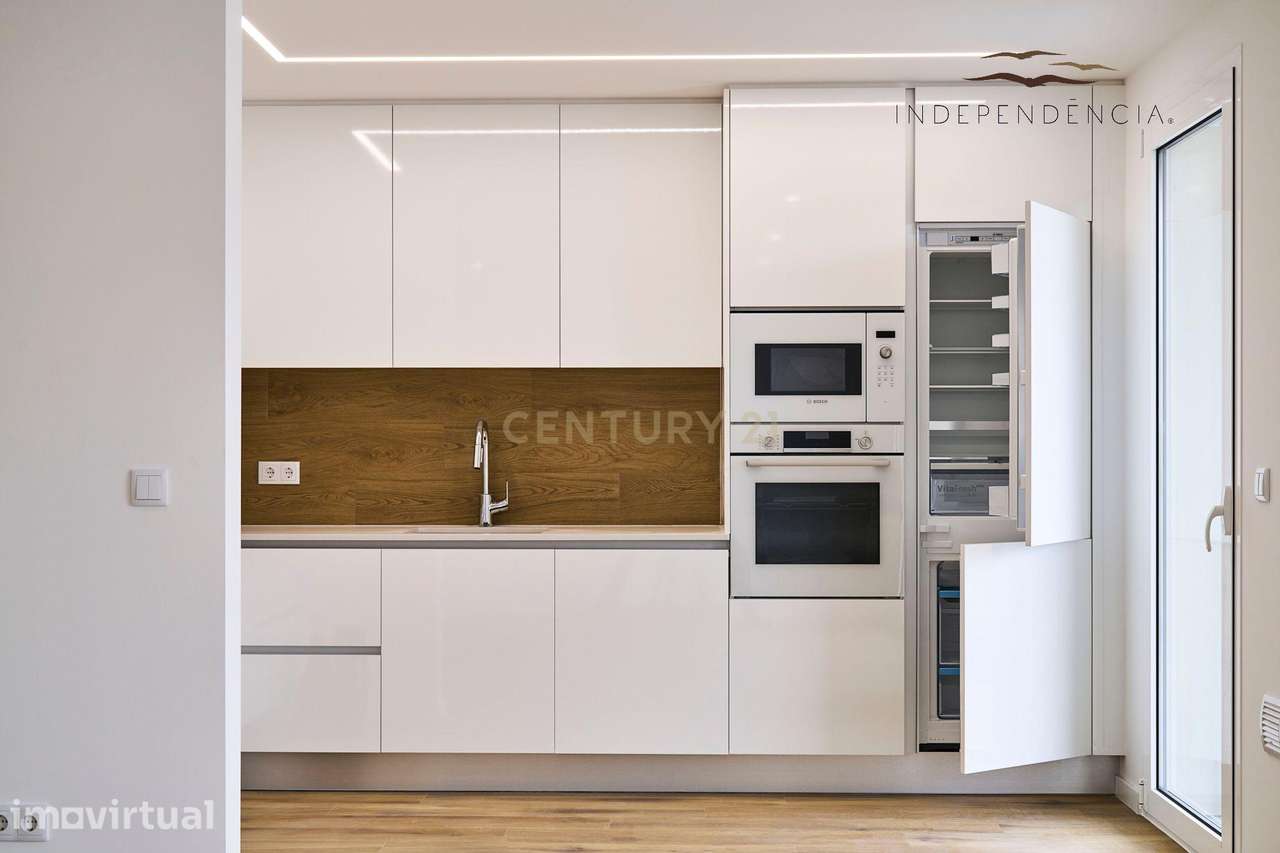 Apartamento T2 Novo em Condomínio Fechado na Nazaré - Grande imagem: 2/24
