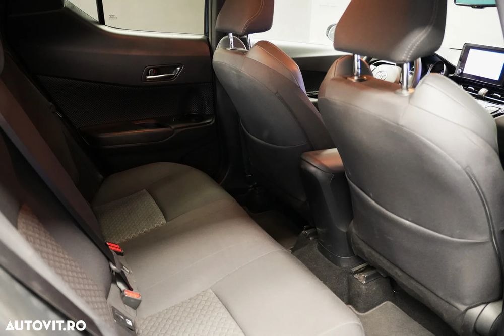 Toyota C-HR 1.8 HSD 122 CP 4x2 CVT Cult - 9
