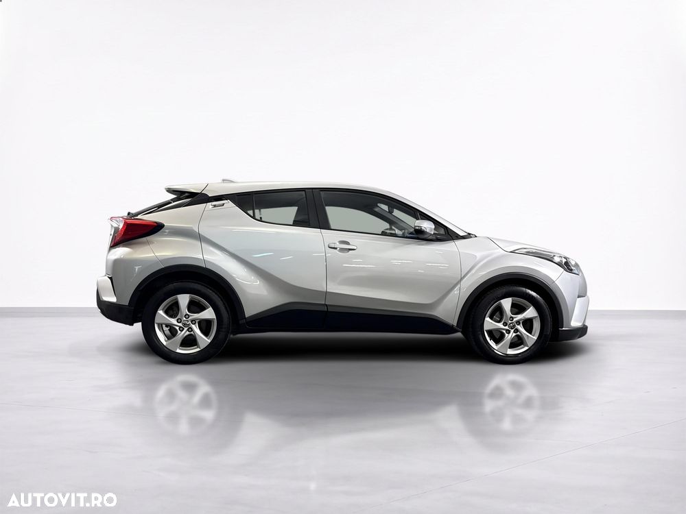 Toyota C-HR - 7