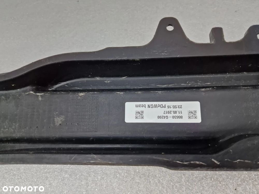 HYUNDAI I30 III 3 KOMBI 17- BELKA TYLNA TYLNIA TYŁ / POD ZDERZAK TYLNY , NR 86630-G4200 / 86631-G4200 , NR AUKCJI BEL187 - 9