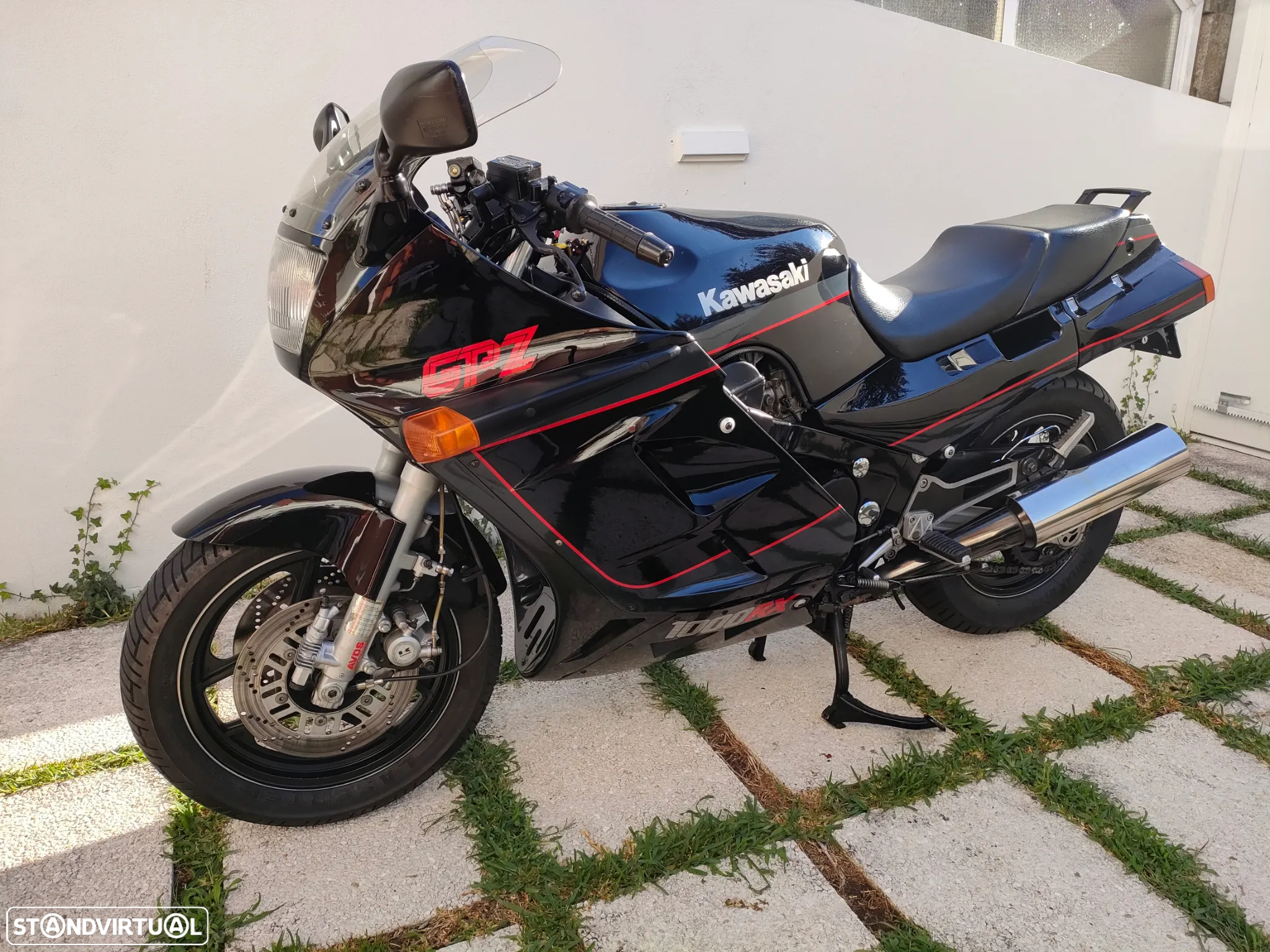 Kawasaki GPZ 1000 RX - 2