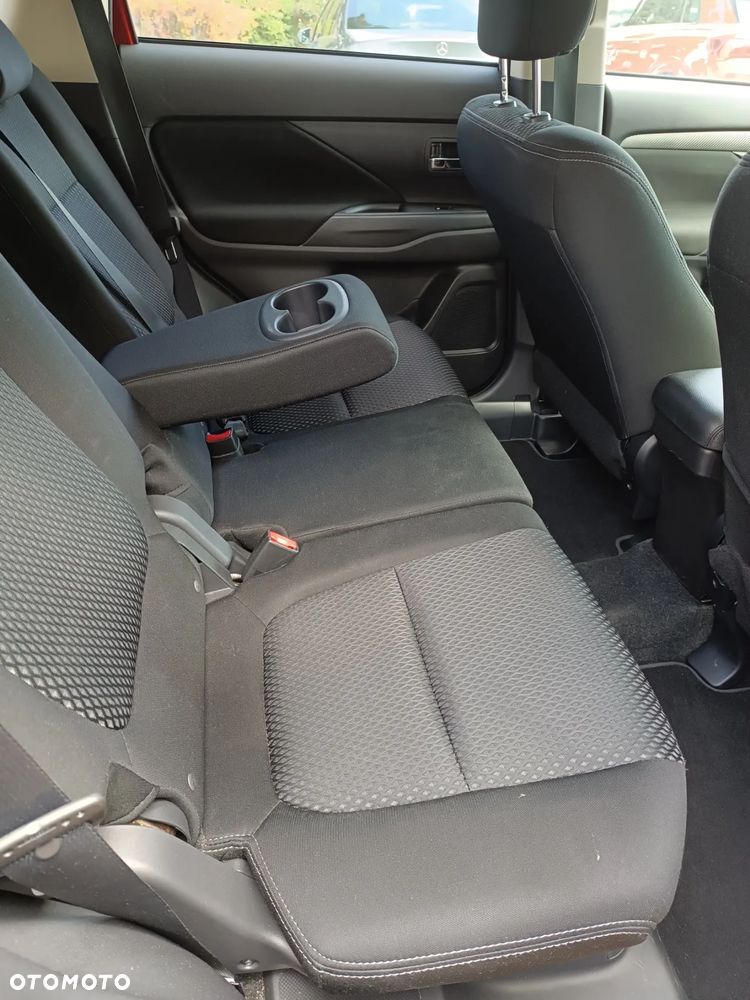 Mitsubishi Outlander 2.0 City Style 2WD - 7