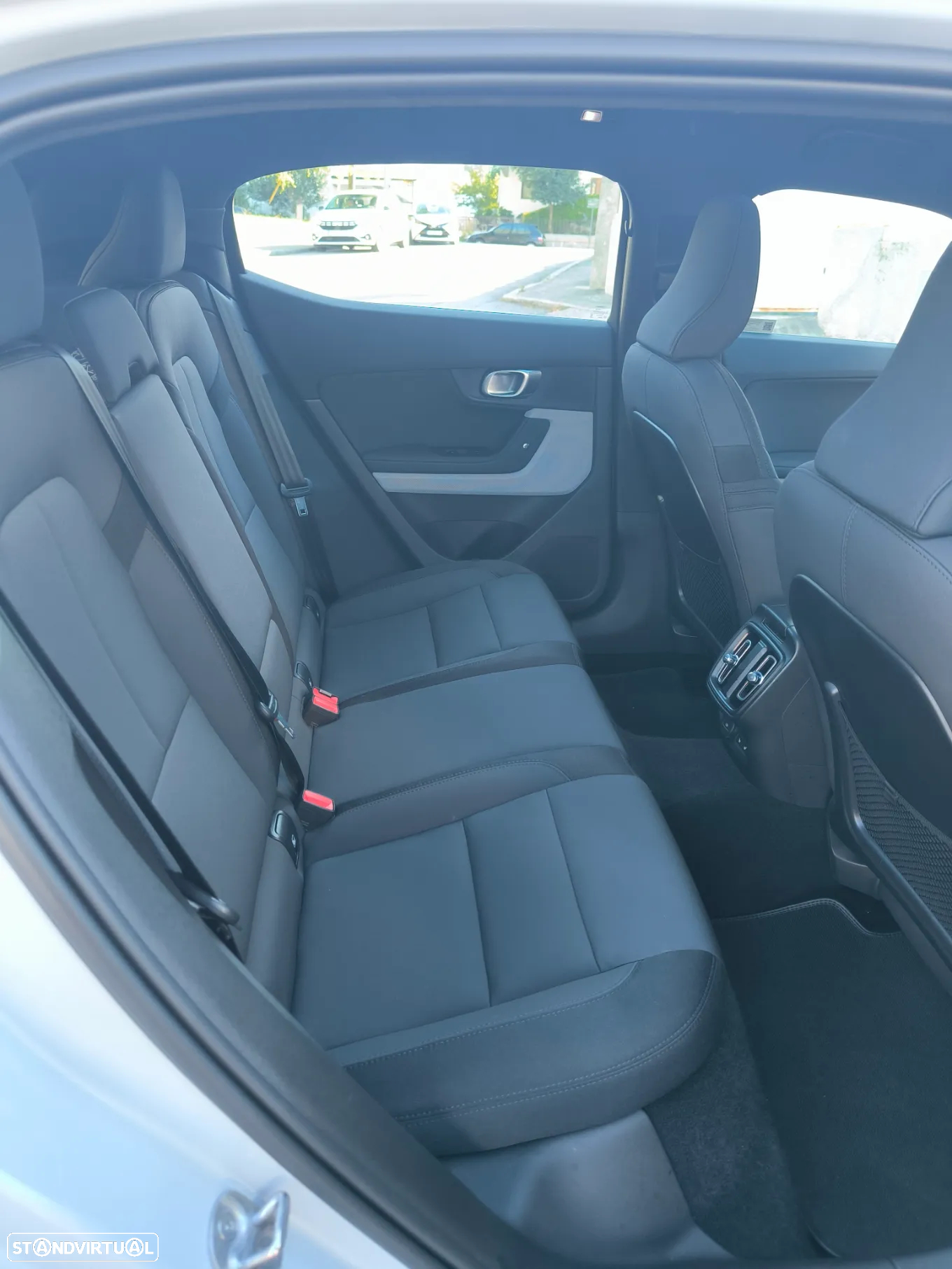 Polestar 2 Long Range 82 kWh Plus - 8