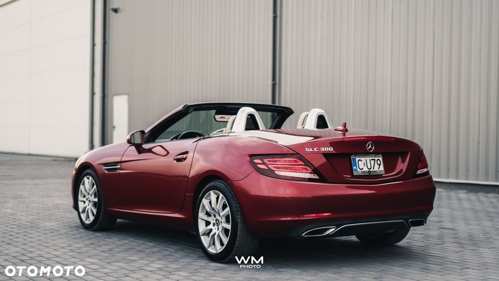 Mercedes-Benz SLC 300 9G-TRONIC - 4