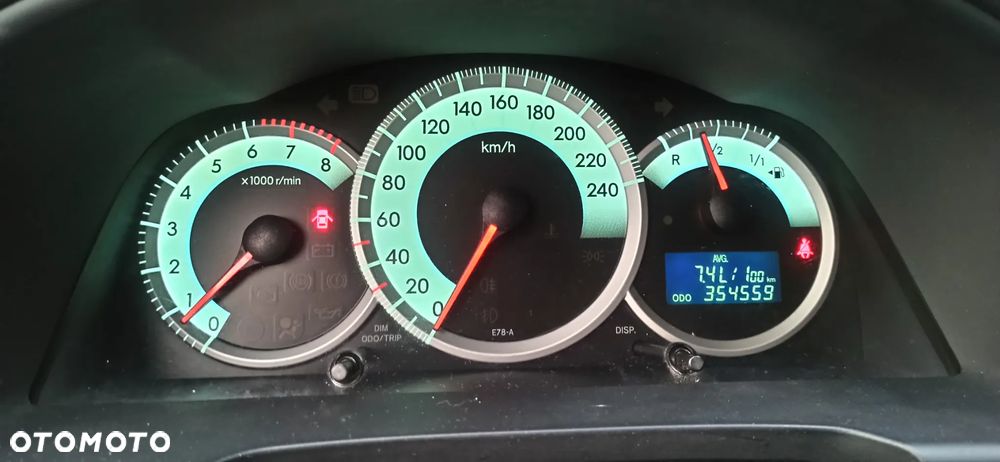 Toyota Corolla Verso 1.8 Terra 7os - 15