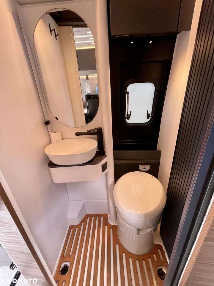 Adria SuperTwin 600 SPB - 9