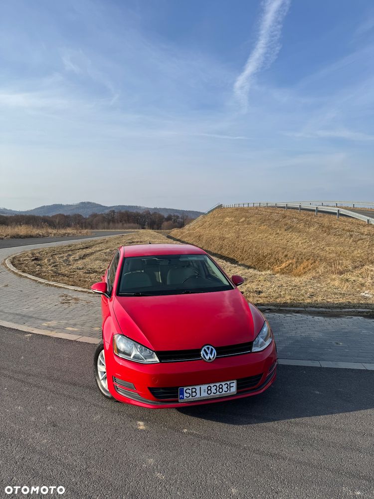 Volkswagen Golf - 2