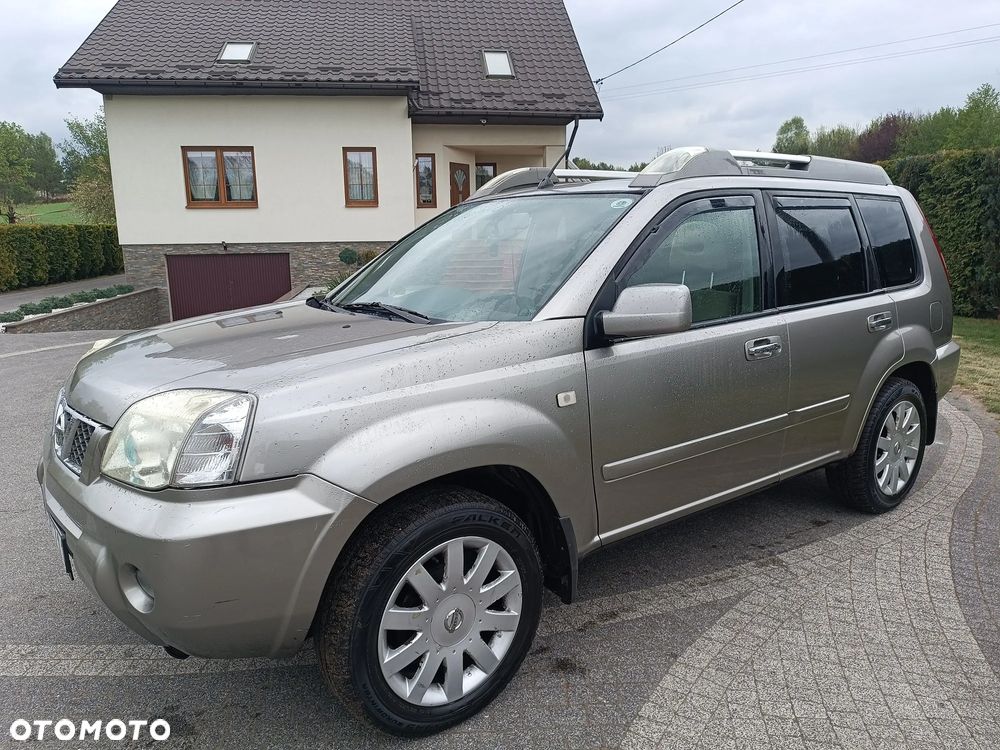 Nissan X-Trail 2.0 Sport + - 2