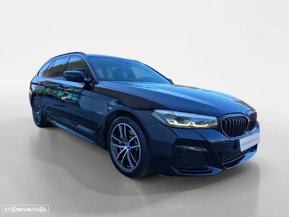 BMW 530 e Pack Desportivo M - 8