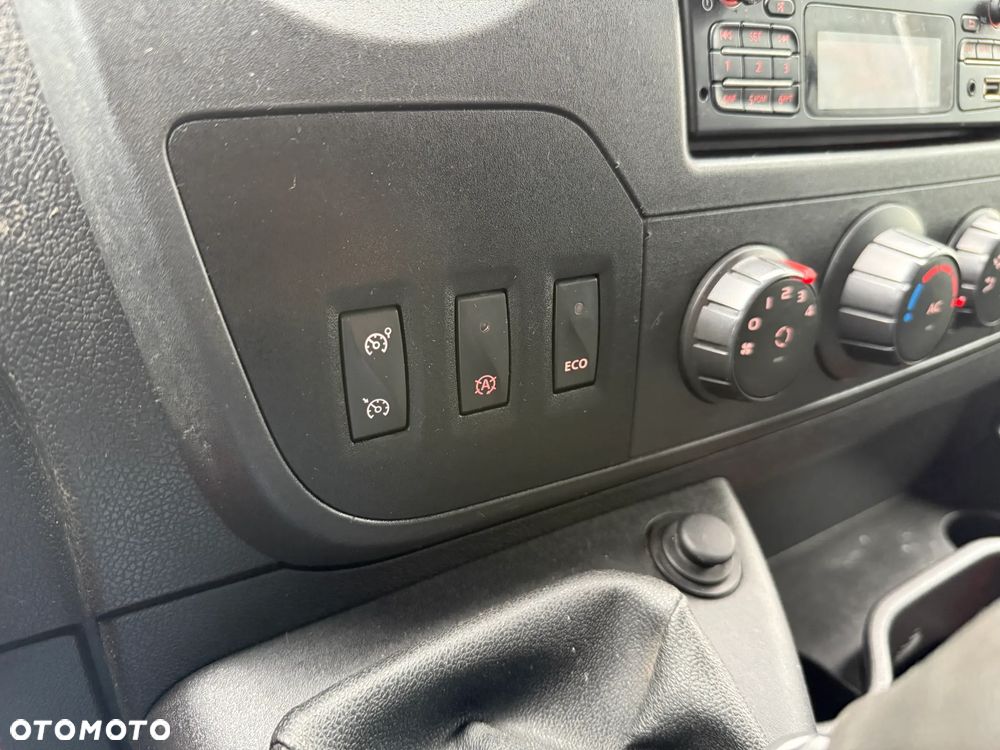 Renault Master - 16