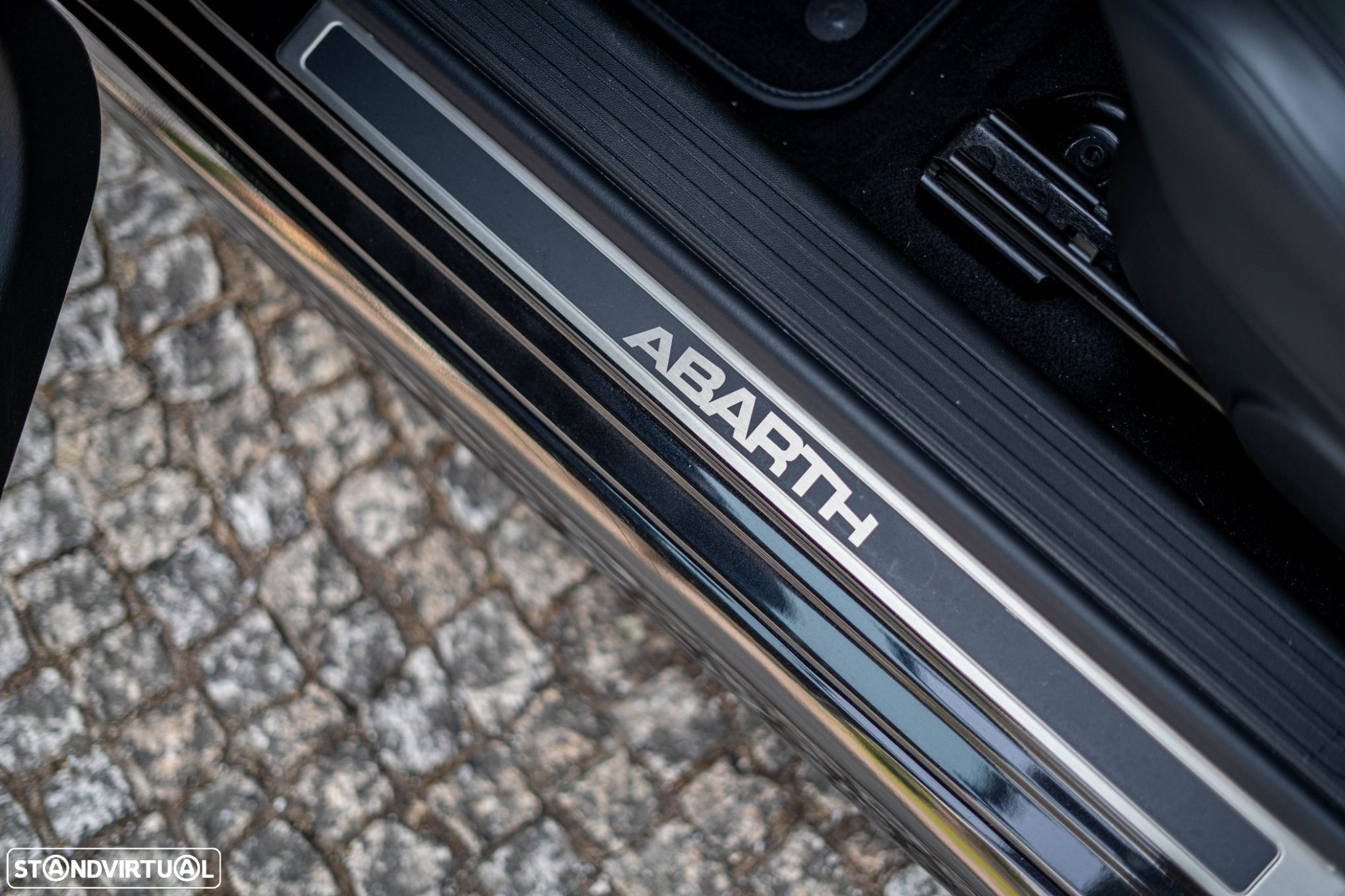 Abarth 595C 1.4 T-Jet Scorpioneoro - 38