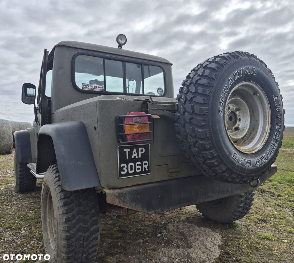 Jeep CJ - 8