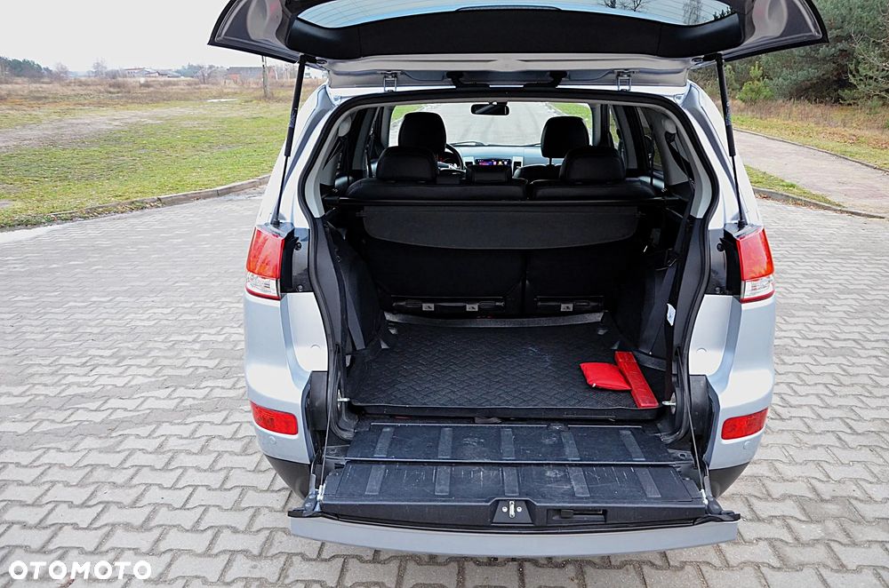 Citroën C-Crosser 2.2 HDi Exclusive DCS - 25