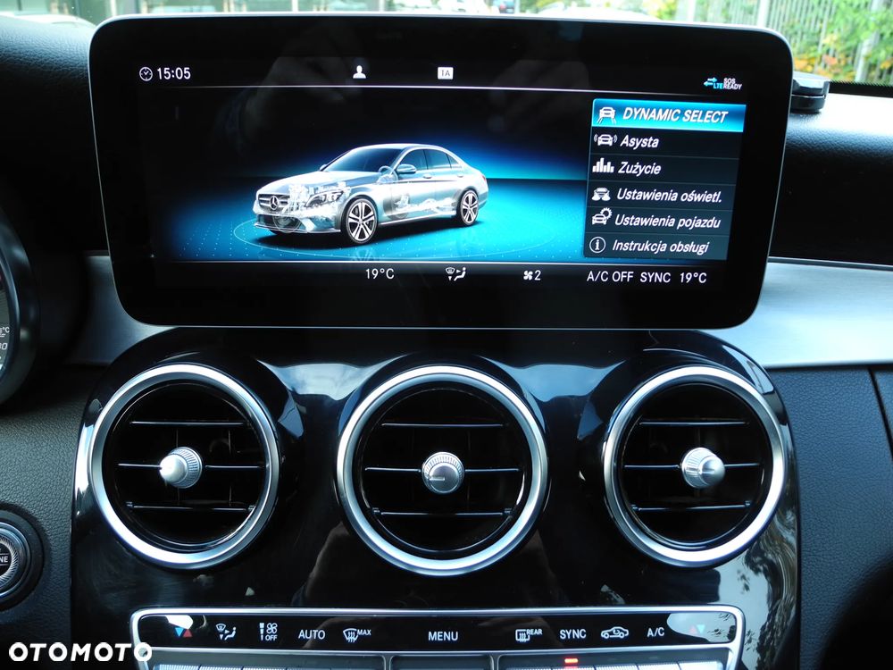 Mercedes-Benz Klasa C 220 d 4MATIC 9G-TRONIC - 12