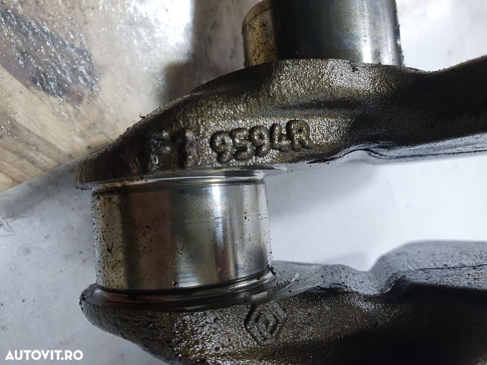 Arbore cotit vibrochen 1.0 tce H4D450 H4D460 H4D472 9594R Dacia Logan - 2