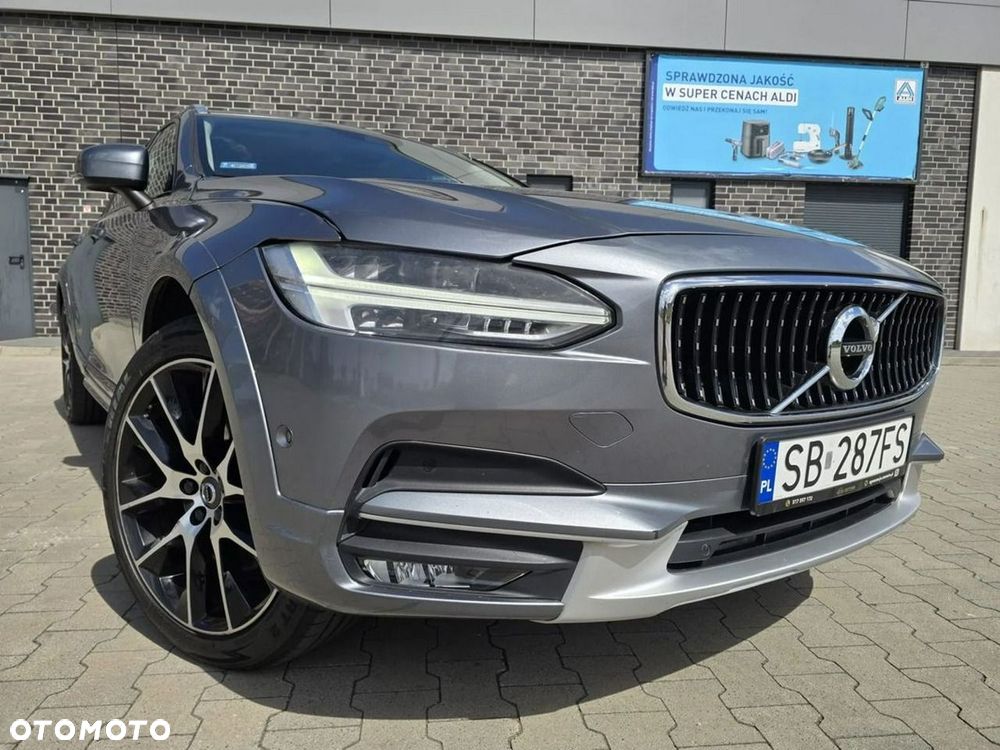 Volvo V90 Cross Country D4 AWD - 2