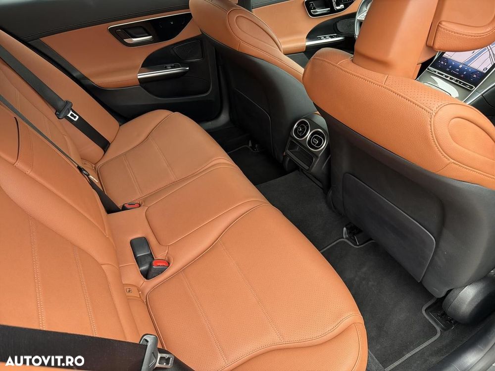 Mercedes-Benz C - 14