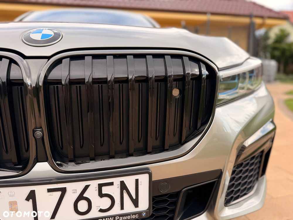 BMW Seria 7 740d xDrive mHEV - 14