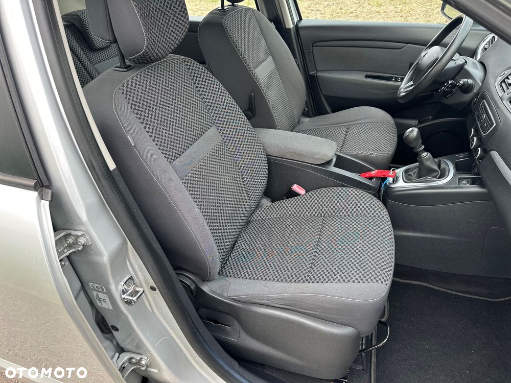 Renault Scenic 1.6 16V 110 Expression - 26