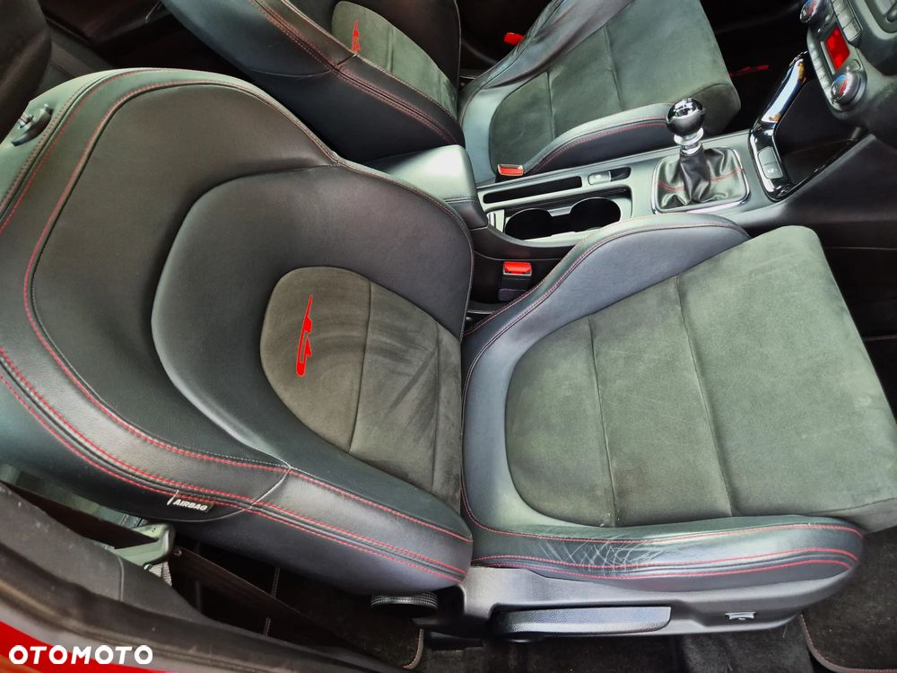 Kia Ceed 1.6 T-GDI GT-Track - 36