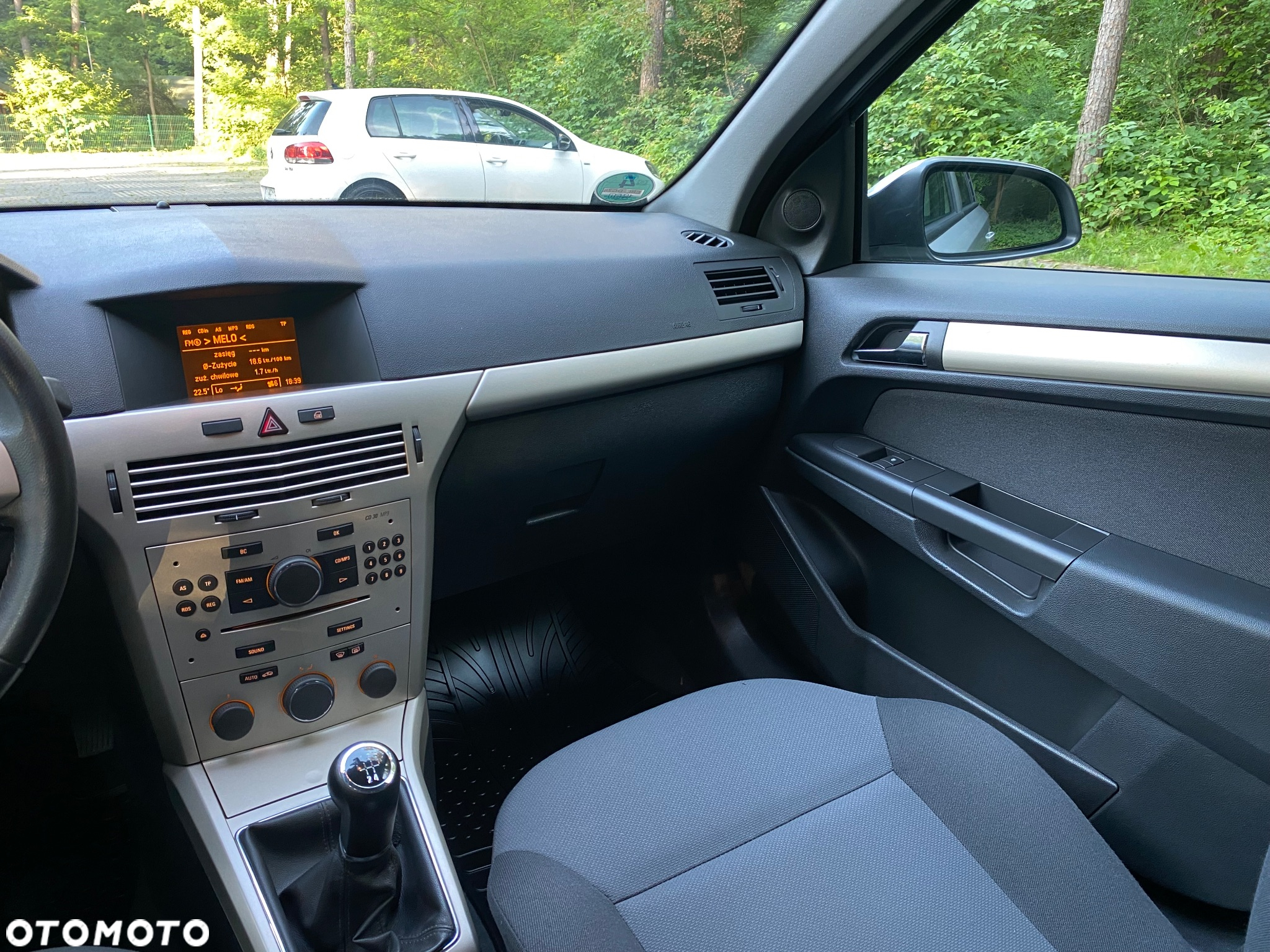 Opel Astra 1.6 Innovation - 21