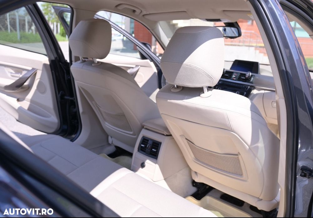 BMW Seria 3 318d Modern Line - 12