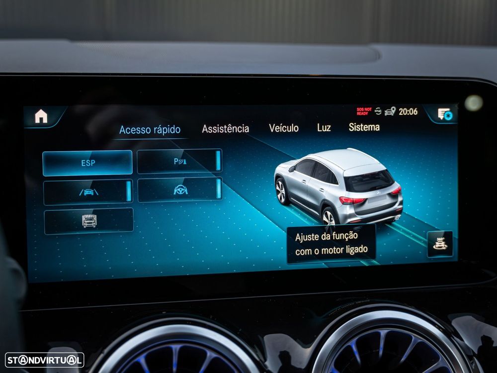 Mercedes-Benz GLA 250 e AMG Line - 32