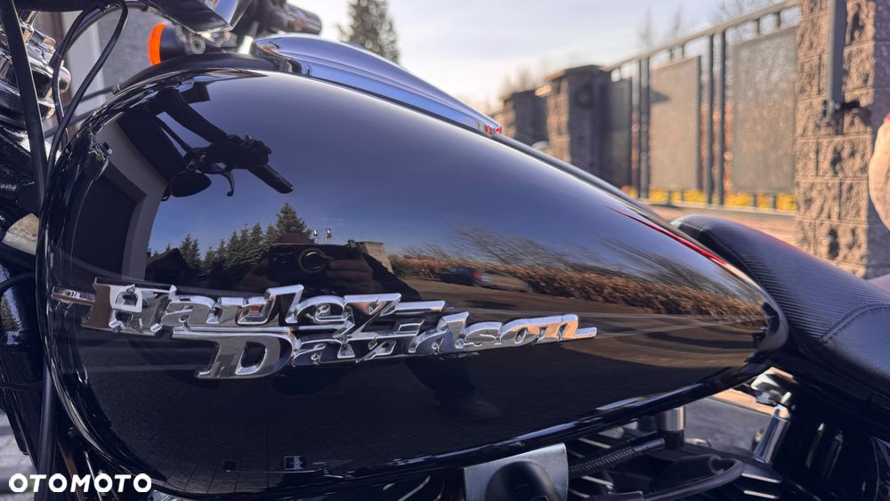 Harley-Davidson FXSB Breakout - 11