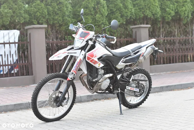 Yamaha WR - 24