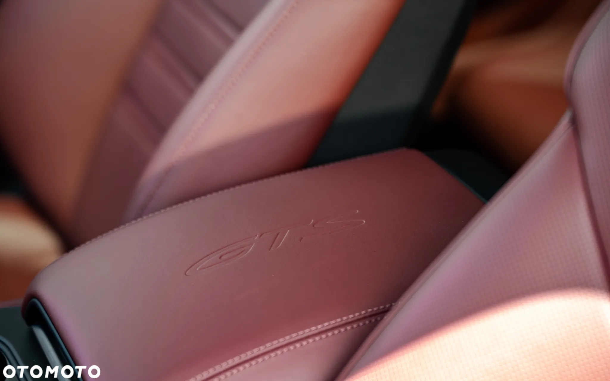 Porsche Cayenne GTS - 22
