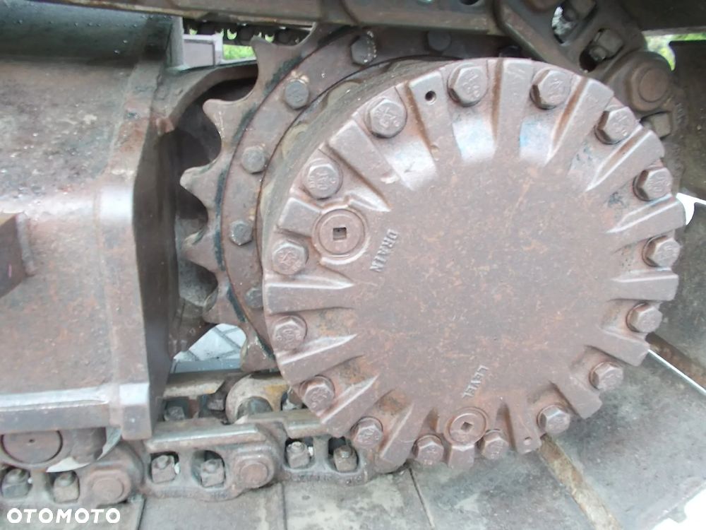 Caterpillar 323E - 23