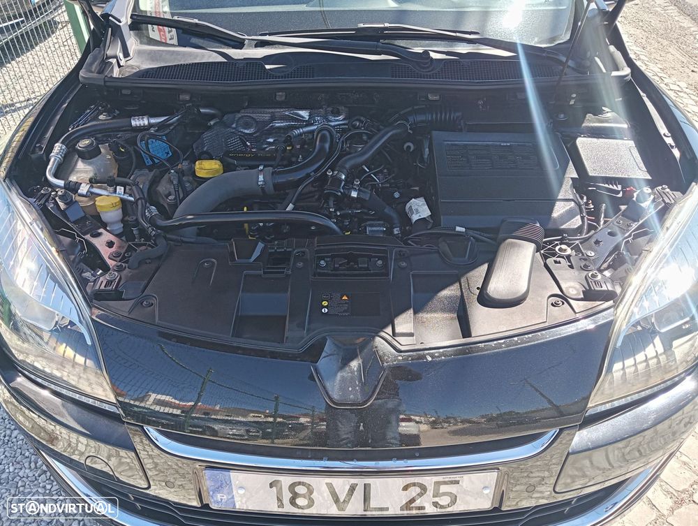 Renault Mégane ENERGY TCe 115 Start & Stop Bose Edition - 19