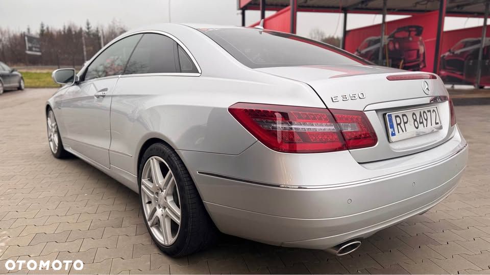 Mercedes-Benz Klasa E 350 CDI DPF BlueEFFICIENCY 7G-TRONIC Elegance - 3