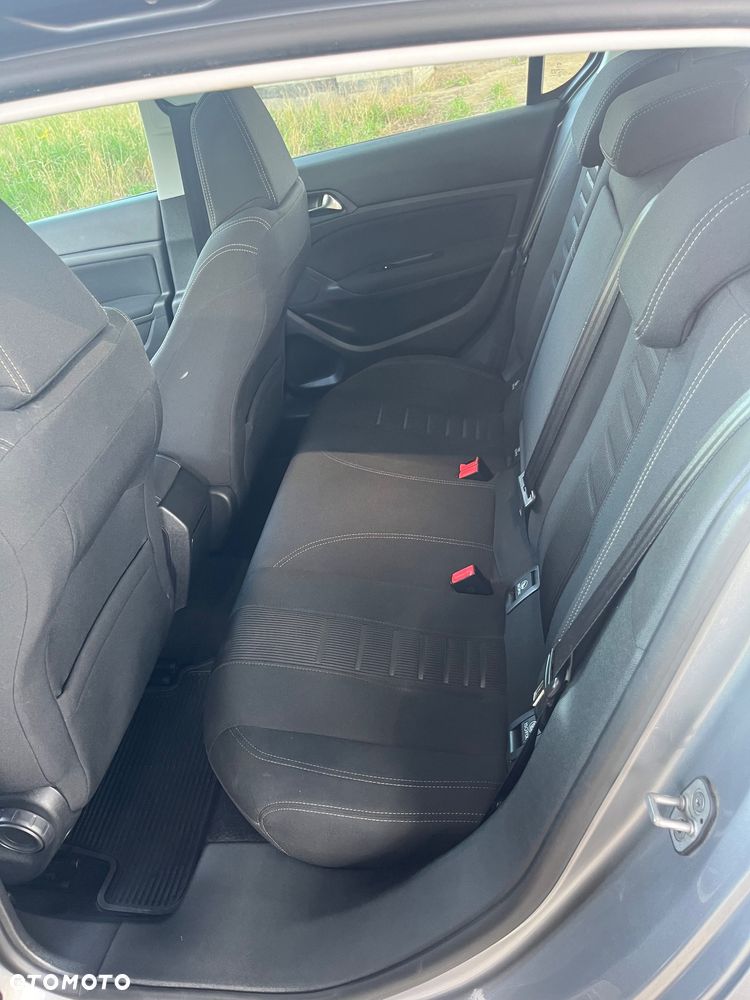 Peugeot 308 1.6 THP Allure - 9
