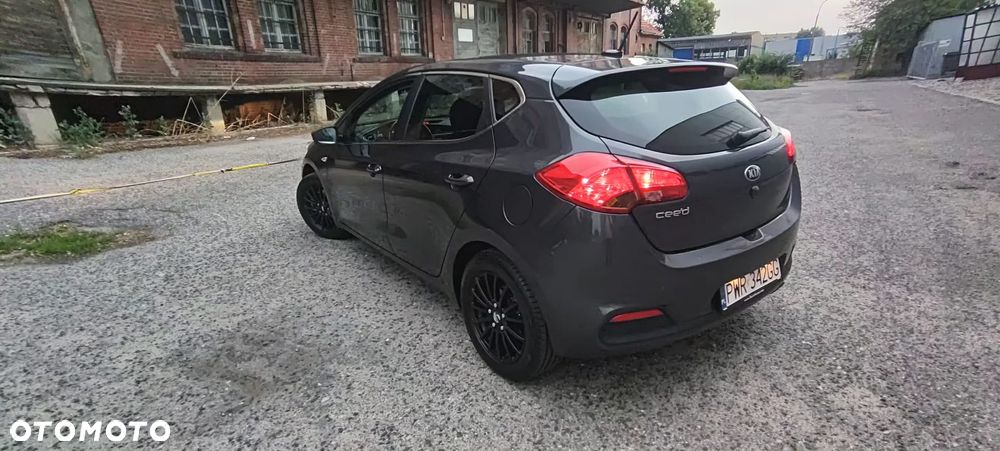 Kia Ceed 1.4 M - 6