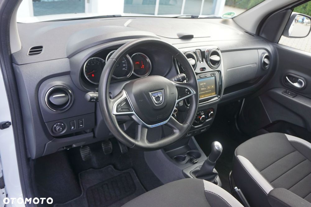 Dacia Lodgy 1.6 SCe Stepway S&S - 5