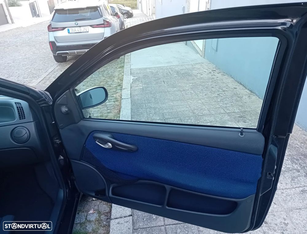 Fiat Punto 1.2 16V 80 Sport - 16