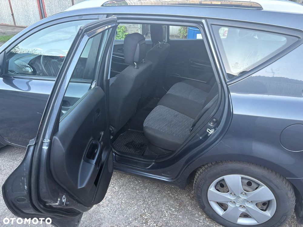 Kia Ceed 1.6 Comfort - 10