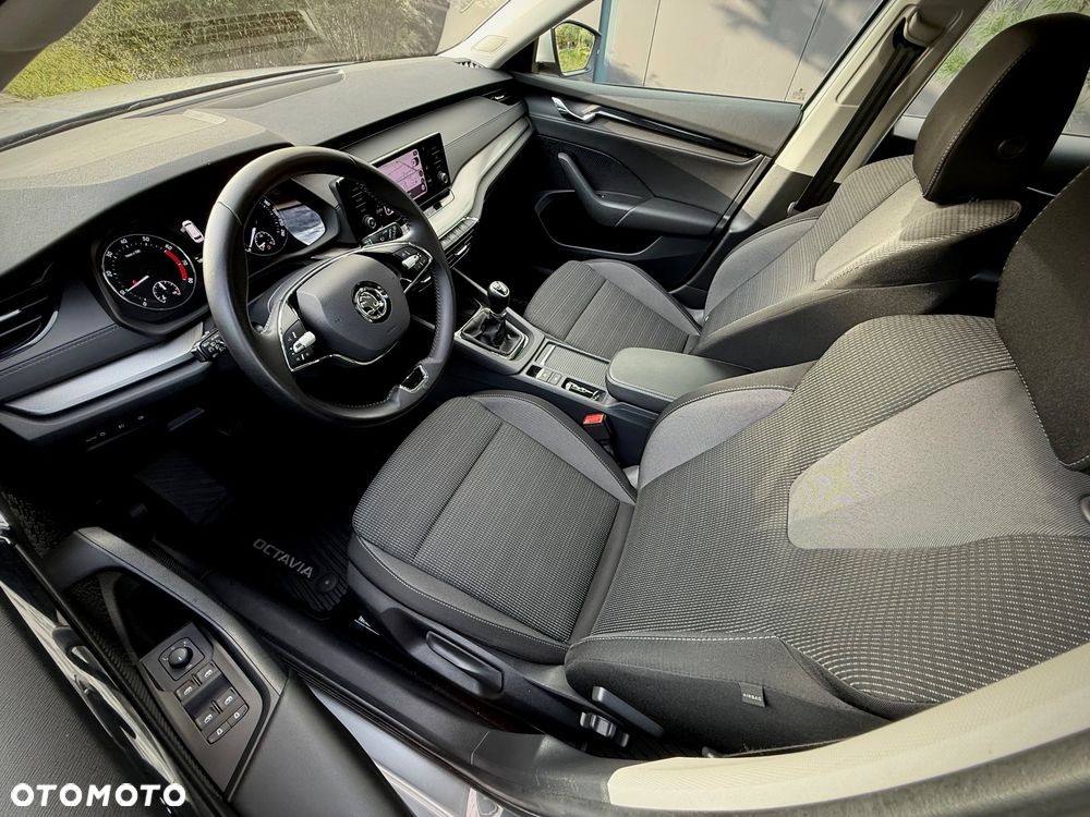 Skoda Octavia 1.5 TSI ACT Ambition - 11