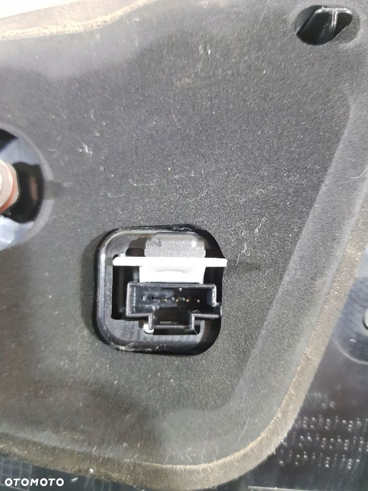 lampa w klapę lewy tył a2129061903 led mercedes e-klasa w212 lift eu kombi - 8
