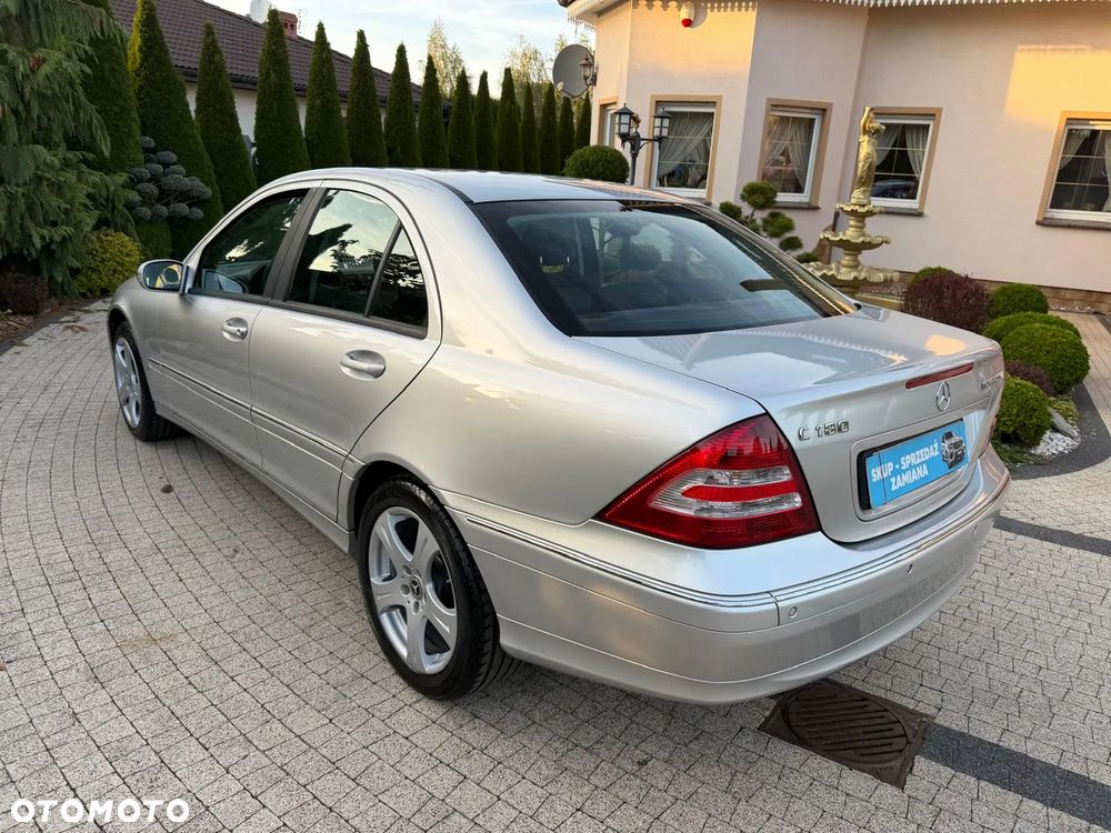 Mercedes-Benz Klasa C 180 Kompressor Elegance Sport Edition - 21