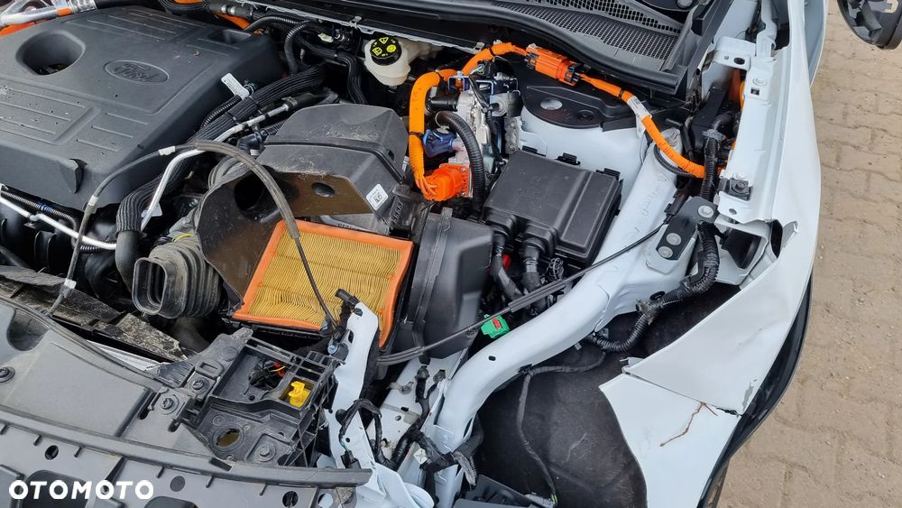 Ford Kuga 2.5 Duratec PHEV GRAPHITE TECH EDITION - 24